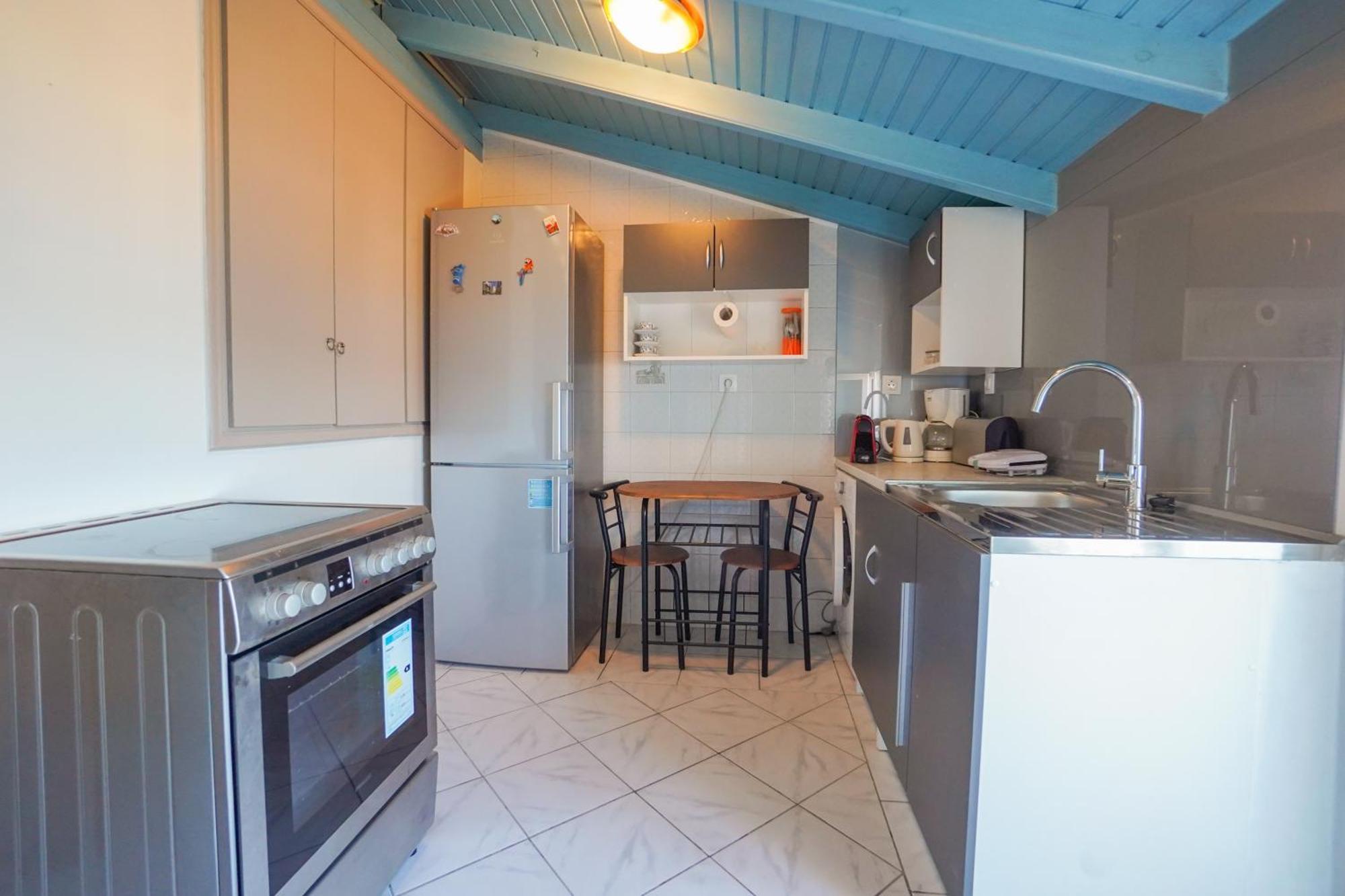 Anemomilos Sea View Penthouse Corfu  Buitenkant foto