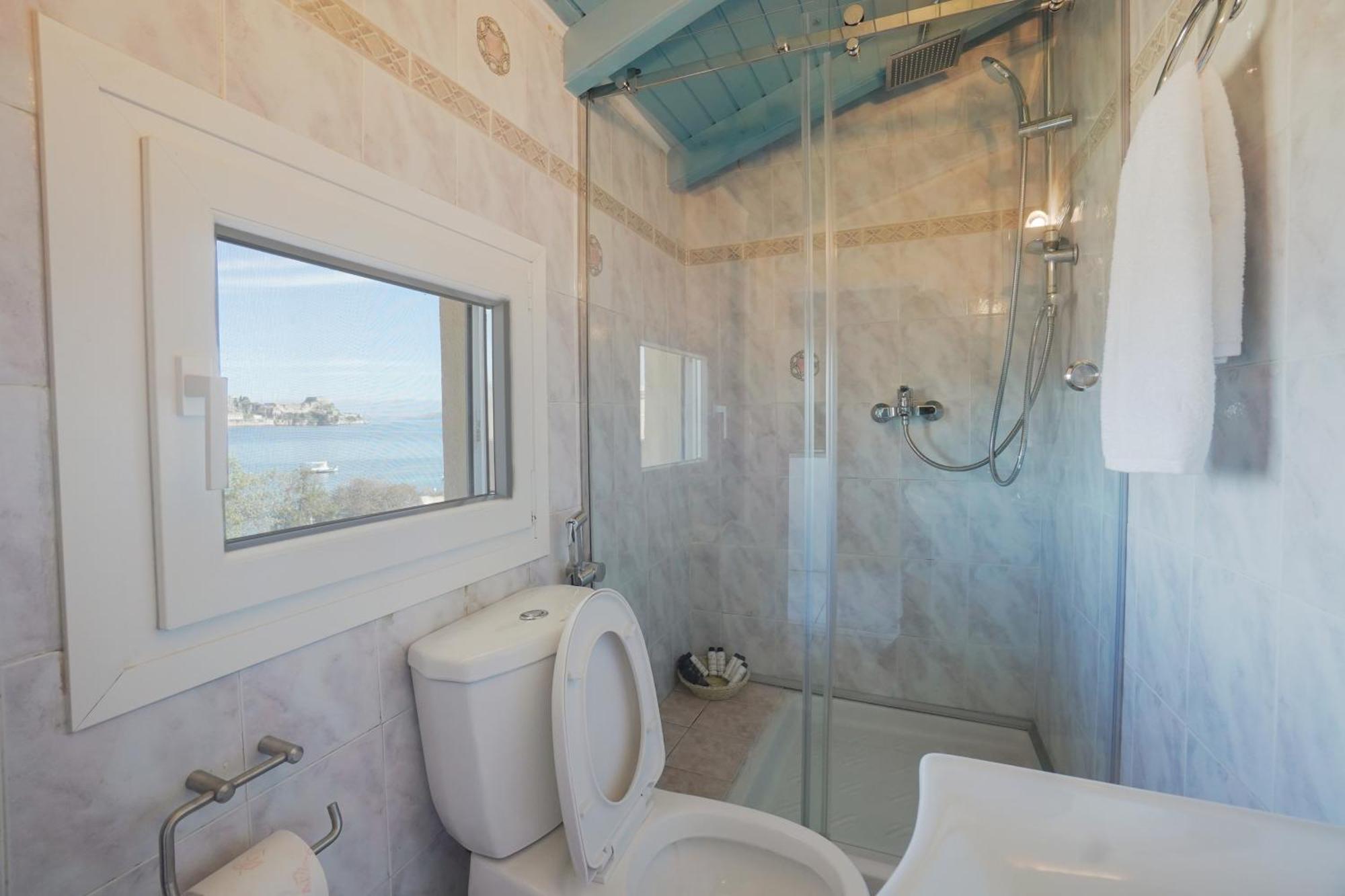 Anemomilos Sea View Penthouse Corfu  Buitenkant foto